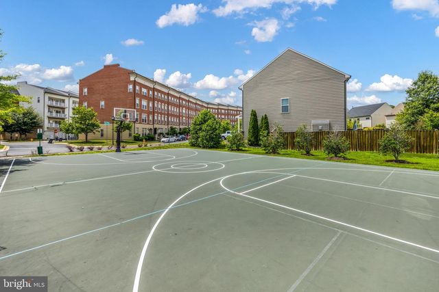 7844 CEDAR BRANCH DR, Gainesville, VA 20155