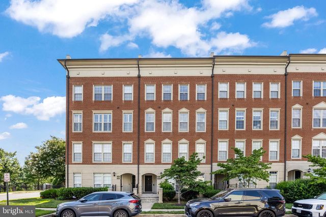 7844 CEDAR BRANCH DR, Gainesville, VA 20155