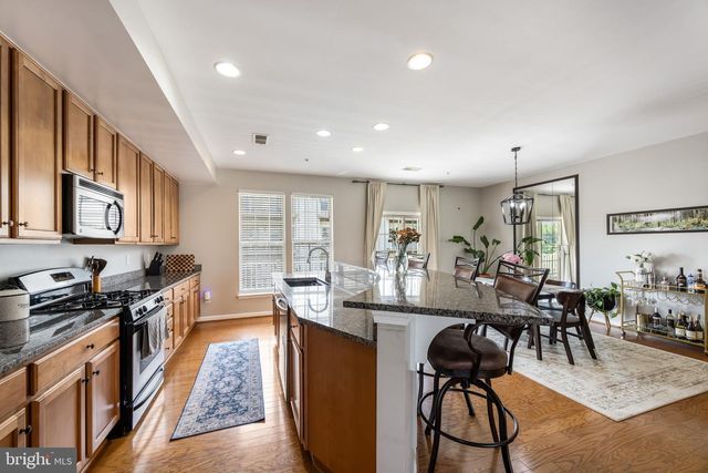 7844 CEDAR BRANCH DR, Gainesville, VA 20155