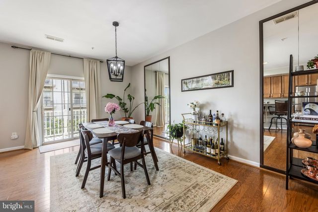 7844 CEDAR BRANCH DR, Gainesville, VA 20155