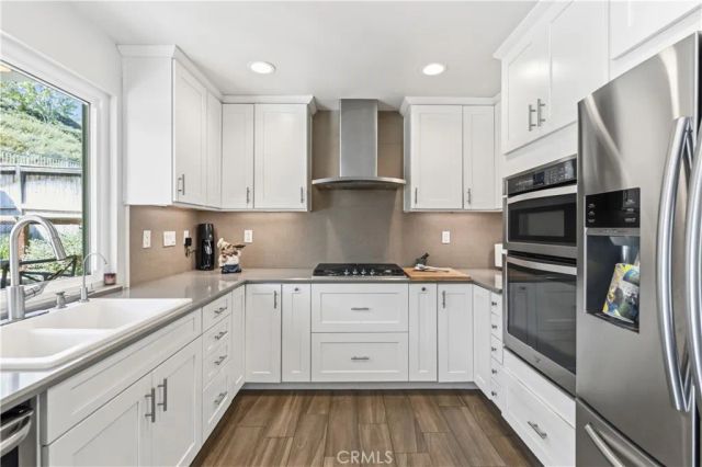 23805 Oak View, Newhall, CA 91321