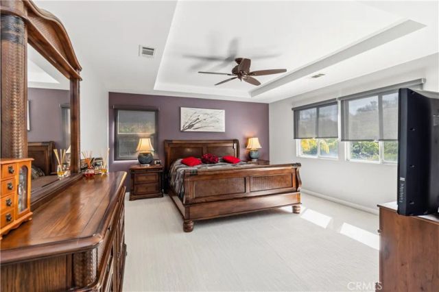 23805 Oak View, Newhall, CA 91321