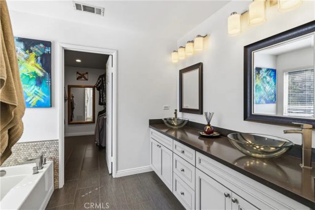 23805 Oak View, Newhall, CA 91321