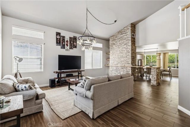 23805 Oak View, Newhall, CA 91321