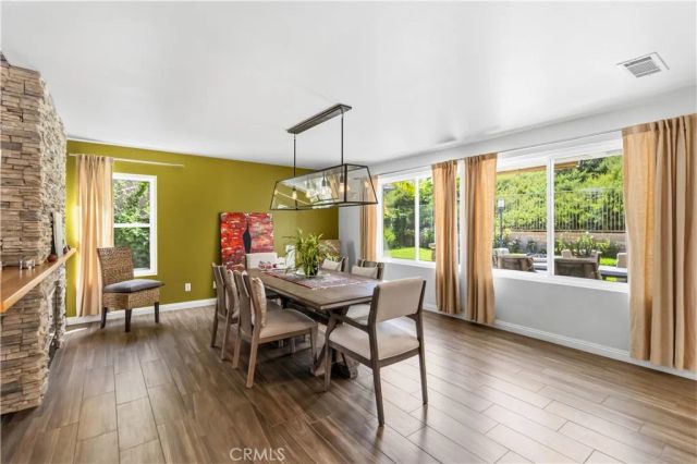 23805 Oak View, Newhall, CA 91321