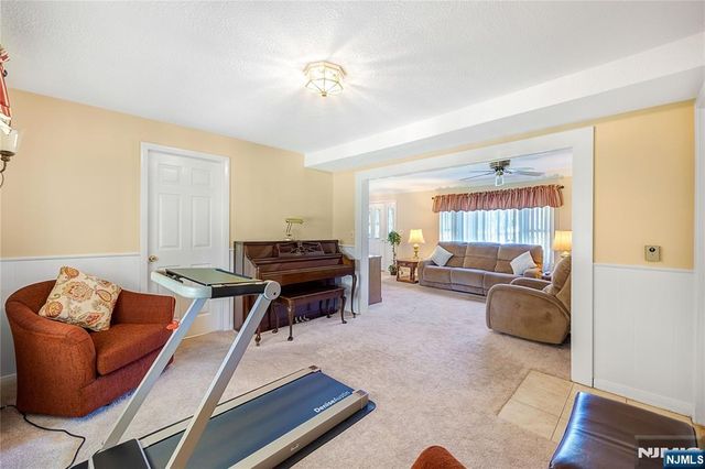 23 Slingerland Avenue, Pequannock Township, NJ 07440