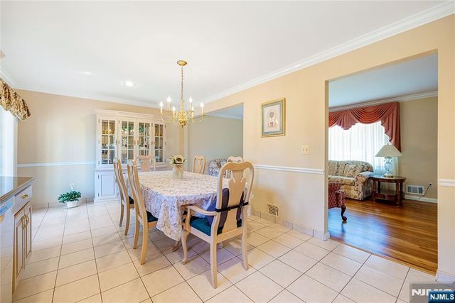 23 Slingerland Avenue, Pequannock Township, NJ 07440