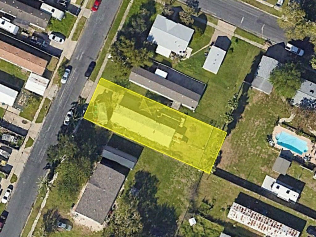 2518 Stanton Dr, Corpus Christi, TX 78418 — exterior