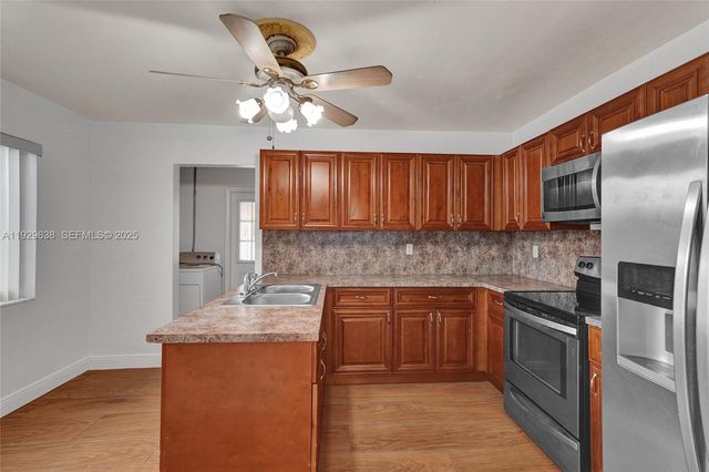 2331 NW 191st St, Miami Gardens, FL 33056