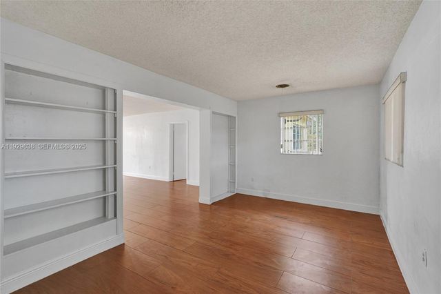 2331 NW 191st St, Miami Gardens, FL 33056