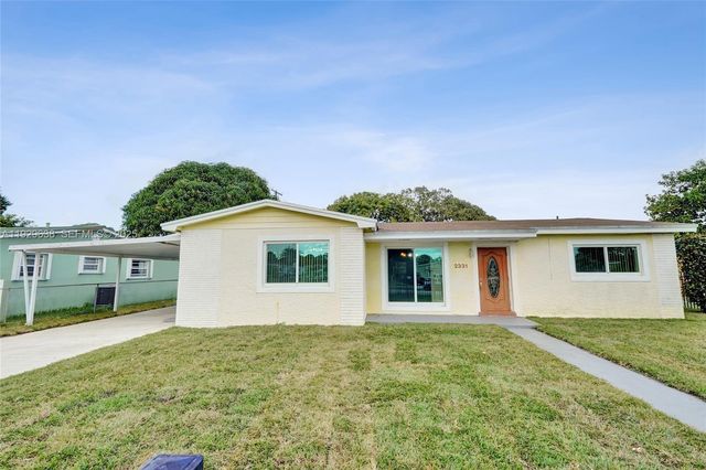 2331 NW 191st St, Miami Gardens, FL 33056