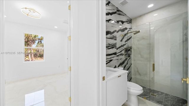 1618 Richmond ave N, Lehigh Acres, FL 33972