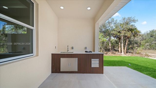 1618 Richmond ave N, Lehigh Acres, FL 33972