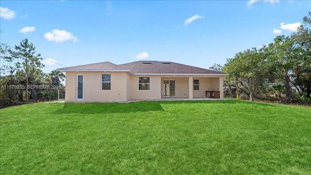 1618 Richmond ave N, Lehigh Acres, FL 33972
