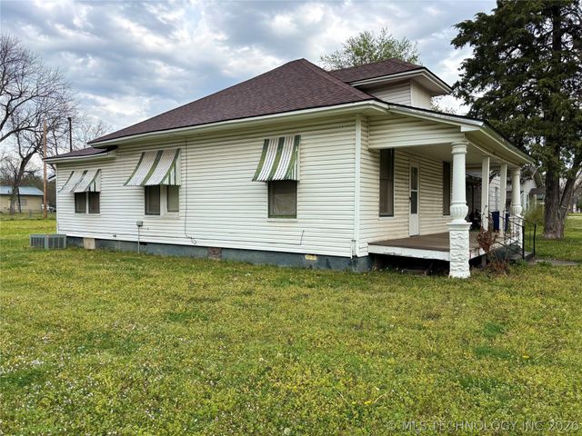447 N Thompson, Vinita, OK 74301
