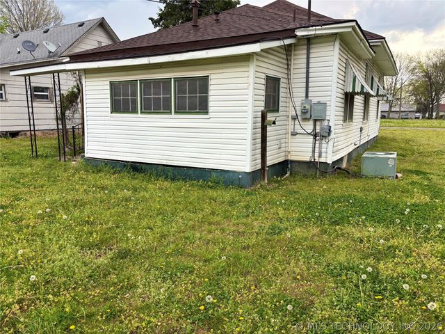 447 N Thompson, Vinita, OK 74301
