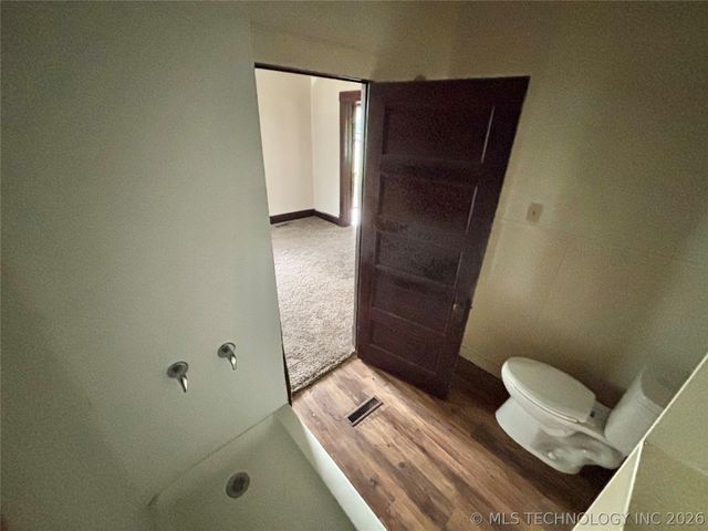447 N Thompson, Vinita, OK 74301