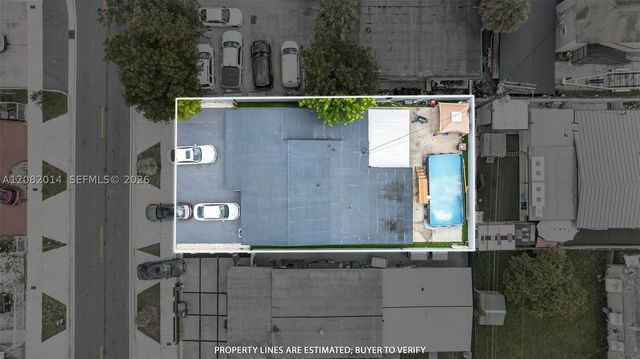 4851 E 8th Ct, Hialeah, FL 33013