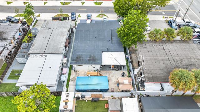 4851 E 8th Ct, Hialeah, FL 33013