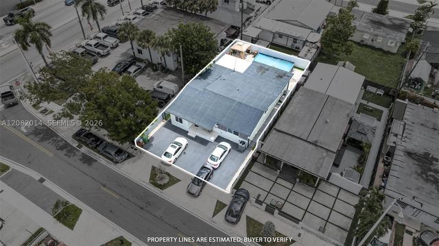 4851 E 8th Ct, Hialeah, FL 33013
