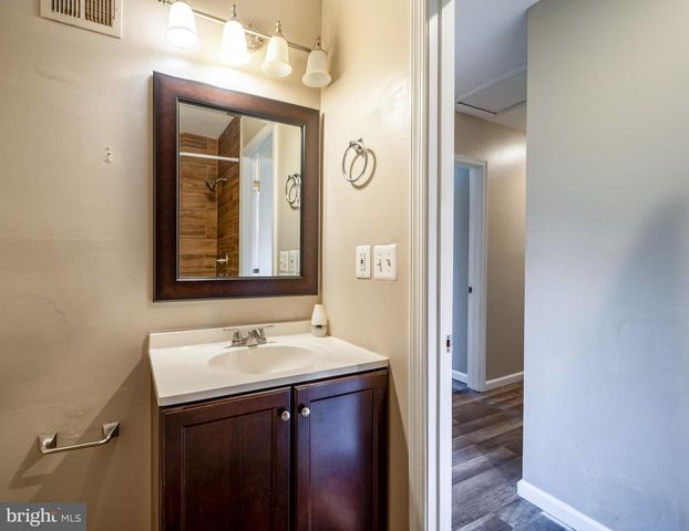 1412 COTTONWOOD CT, Woodbridge, VA 22191