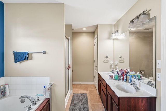 3407 SNOW LEOPARD DR, Columbia, MO 65202