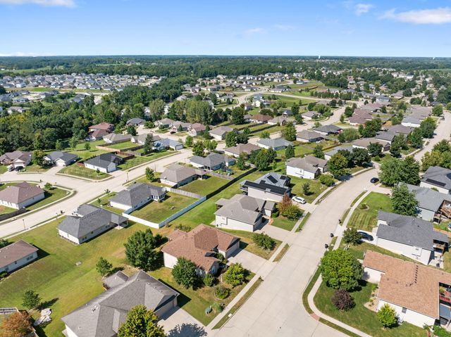 3407 SNOW LEOPARD DR, Columbia, MO 65202
