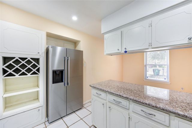 5711 Weeping Willow Road, Houston, TX 77092