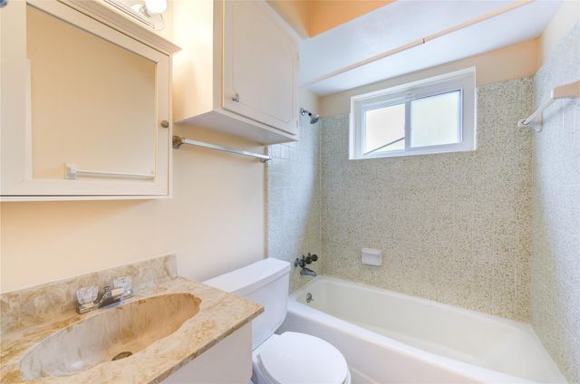 5711 Weeping Willow Road, Houston, TX 77092