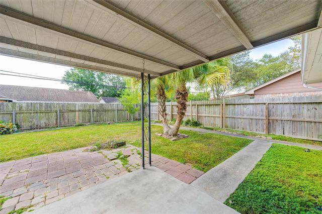 5711 Weeping Willow Road, Houston, TX 77092