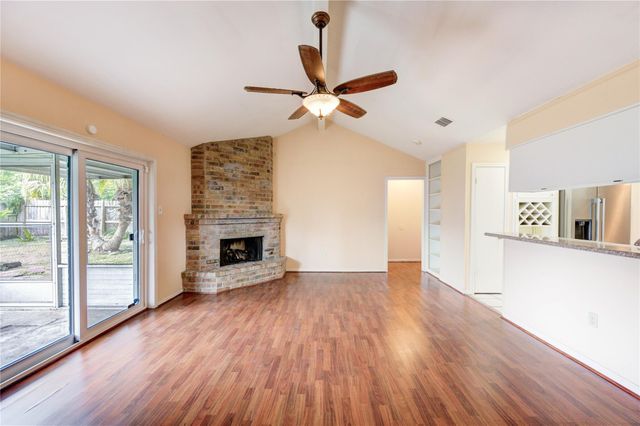 5711 Weeping Willow Road, Houston, TX 77092