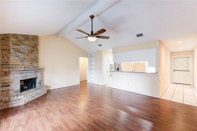 5711 Weeping Willow Road, Houston, TX 77092