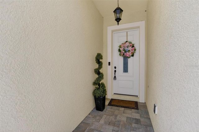 750 GRAND CYPRESS LANE, Tarpon Springs, FL 34689