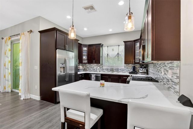 750 GRAND CYPRESS LANE, Tarpon Springs, FL 34689
