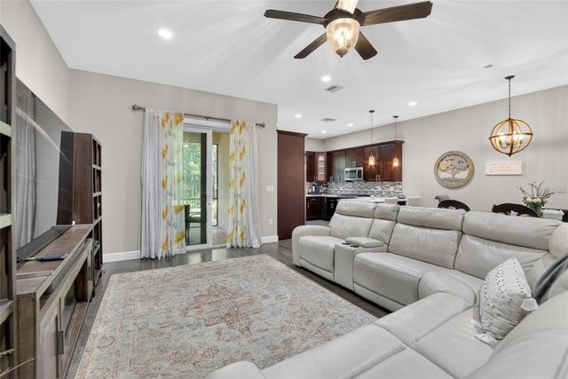 750 GRAND CYPRESS LANE, Tarpon Springs, FL 34689