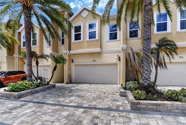 750 GRAND CYPRESS LANE, Tarpon Springs, FL 34689
