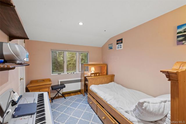 21 Woodridge Lane, Sea Cliff, NY 11579