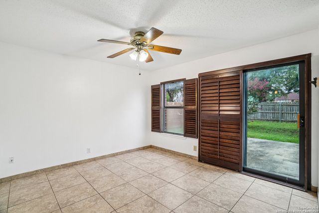 10830 Deepwater Bay, San Antonio, TX 78251
