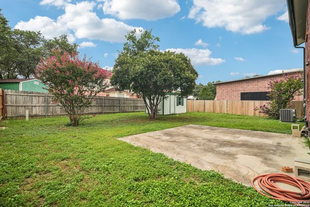 10830 Deepwater Bay, San Antonio, TX 78251