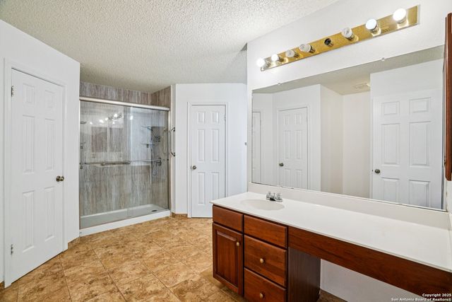 10830 Deepwater Bay, San Antonio, TX 78251
