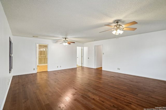 10830 Deepwater Bay, San Antonio, TX 78251