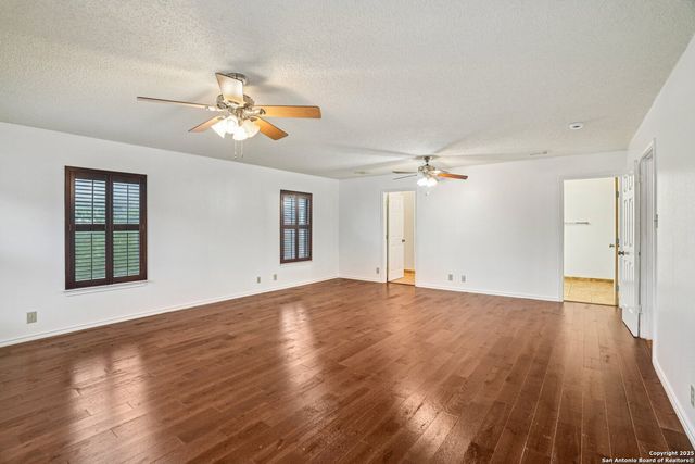 10830 Deepwater Bay, San Antonio, TX 78251