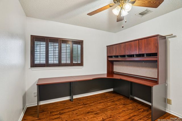 10830 Deepwater Bay, San Antonio, TX 78251