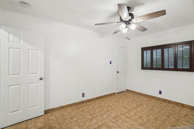 10830 Deepwater Bay, San Antonio, TX 78251