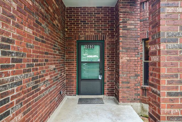 10830 Deepwater Bay, San Antonio, TX 78251