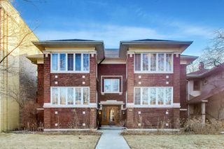 107 Washington Boulevard 2W, Oak Park, IL 60302