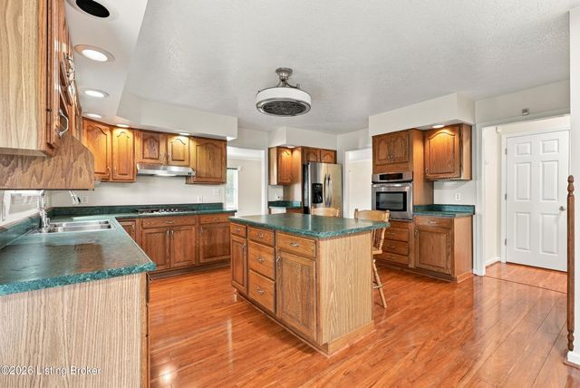 165 Day Rd, Taylorsville, KY 40071