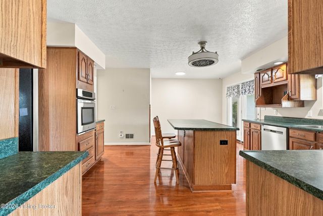 165 Day Rd, Taylorsville, KY 40071