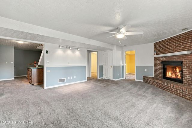 165 Day Rd, Taylorsville, KY 40071