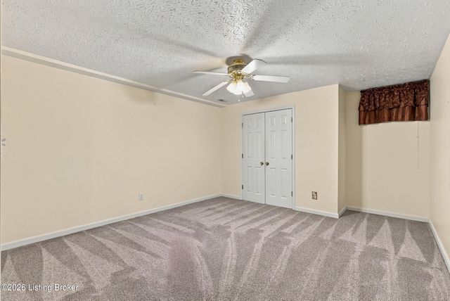 165 Day Rd, Taylorsville, KY 40071